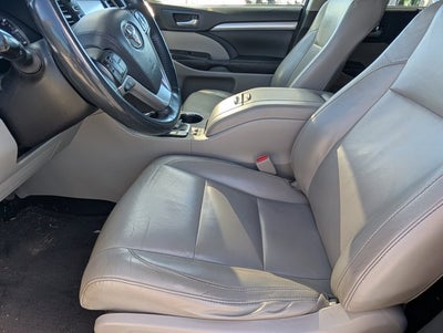 2016 Toyota Highlander XLE V6