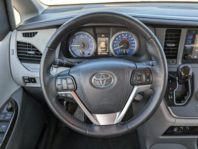 2015 Toyota Sienna XLE