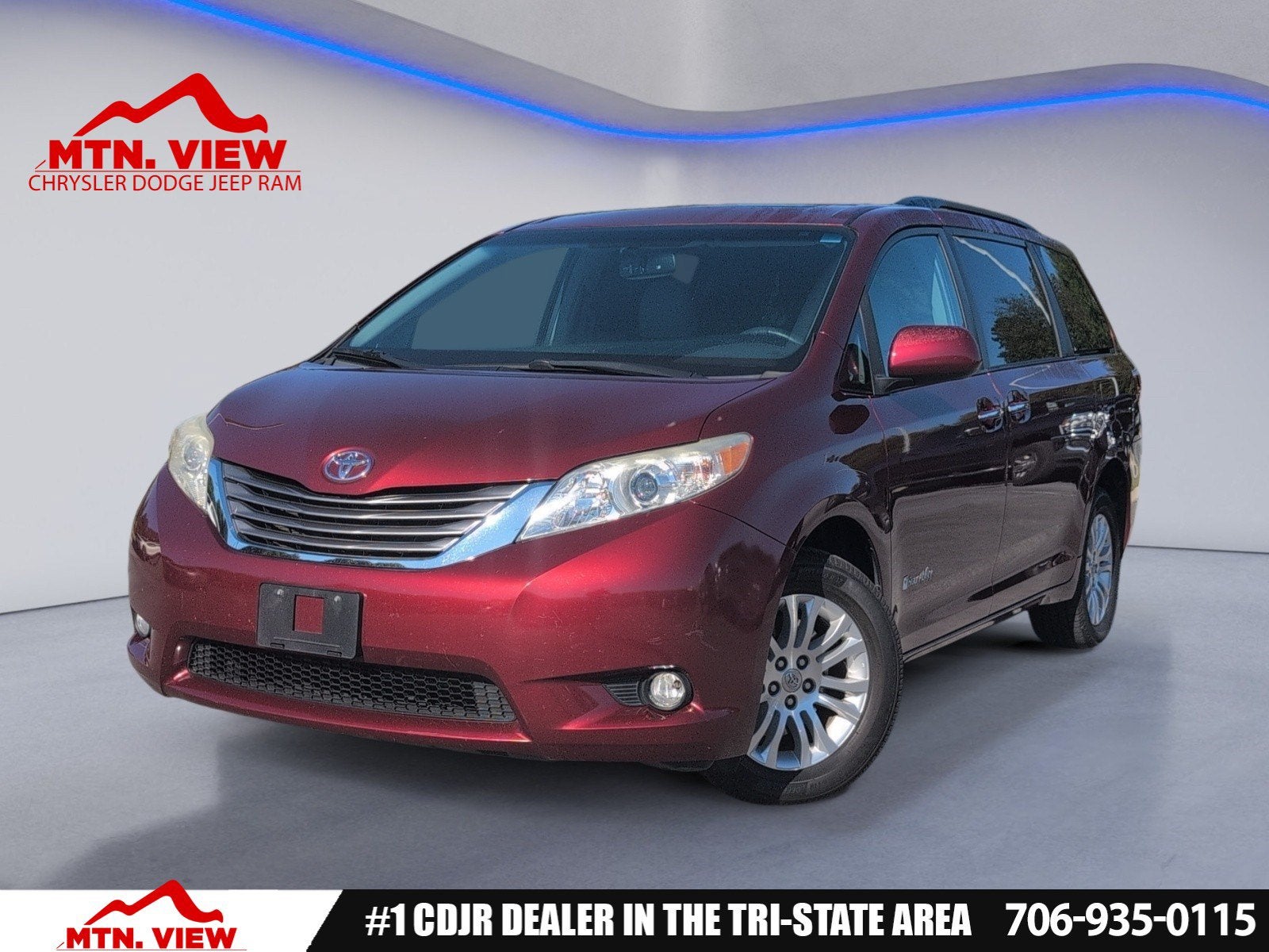 2017 Toyota Sienna XLE