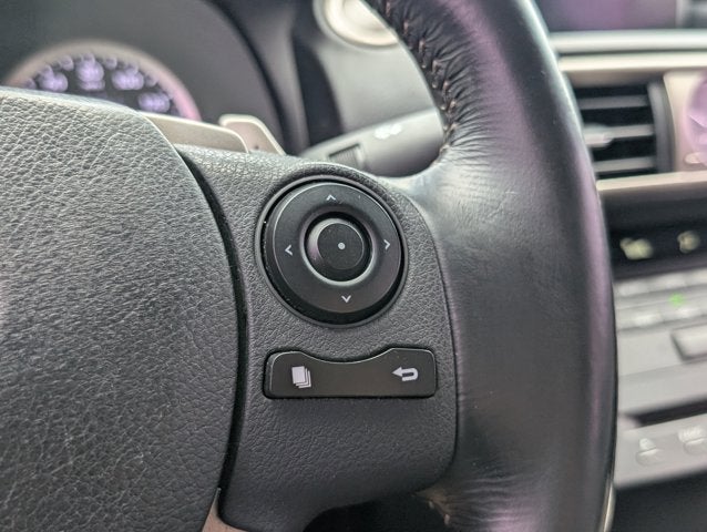 2016 Lexus IS 350