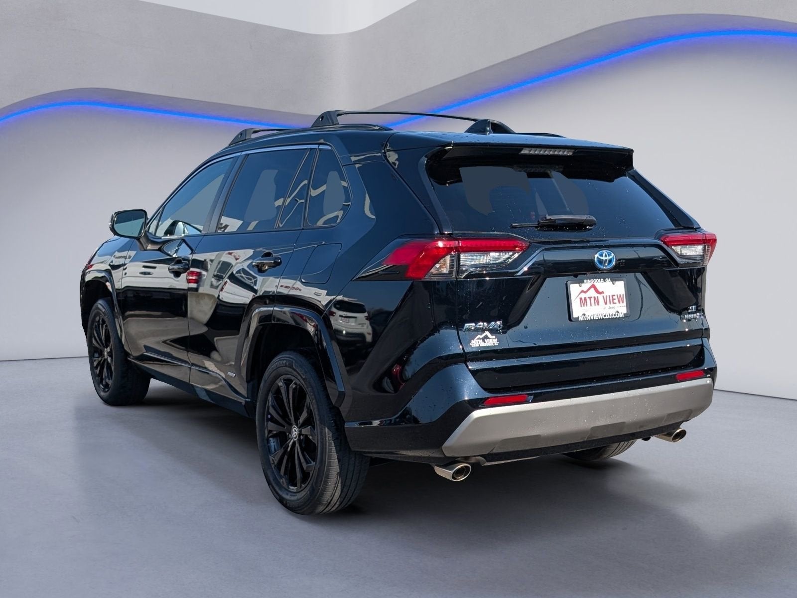 2022 Toyota RAV4 Hybrid SE