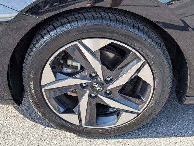2022 Hyundai Elantra Limited