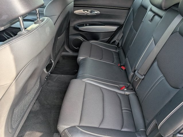 2022 Genesis GV70 2.5T