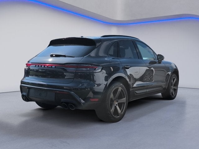 2022 Porsche Macan Base