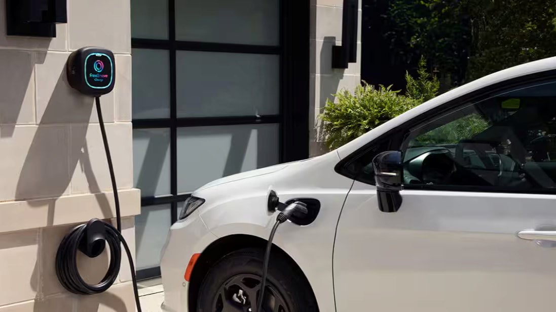 2026 Chrysler Pacifica Hybrid